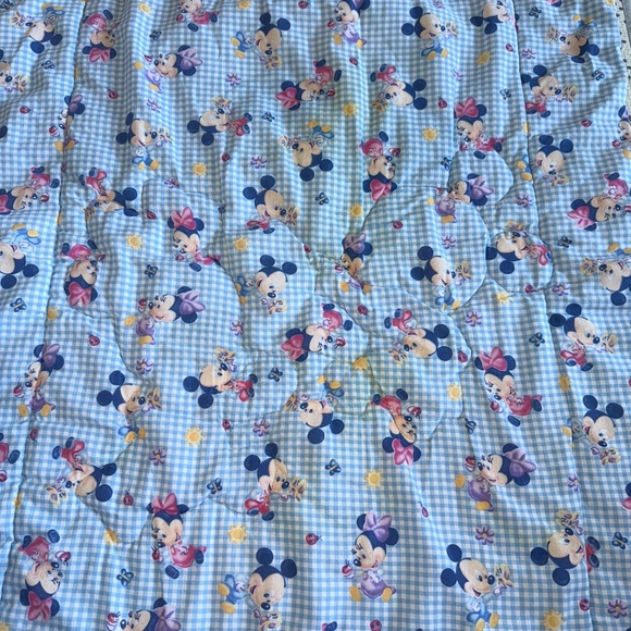 Vintage Mickey Mouse Blanket - Picture 5 of 5